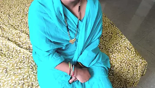 Em Raksha Bandhan, a cunhada estava sozinha no gar, e o cunhado deu uma pel, cunhada também muito happ