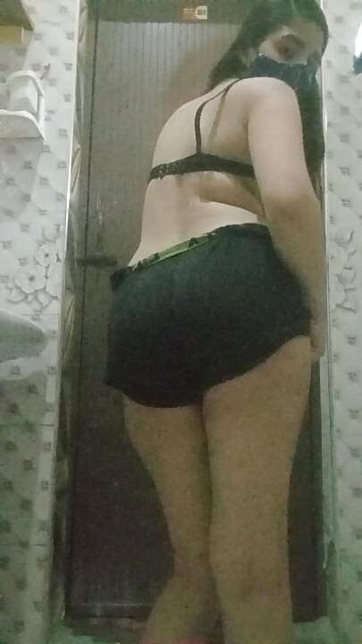 흑인 대물 자지에게 따먹히는 바비