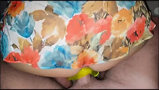 Hamile kalmak istiyor musun? Kauçuğu çıkaracağım ve amını dölle dolduracağım