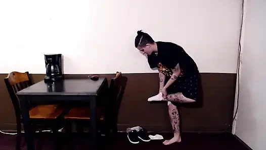 Dua wanita memiliki atlet gatal kaki