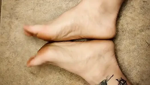 Lick My Dirty Feet Clean Slave Bitch