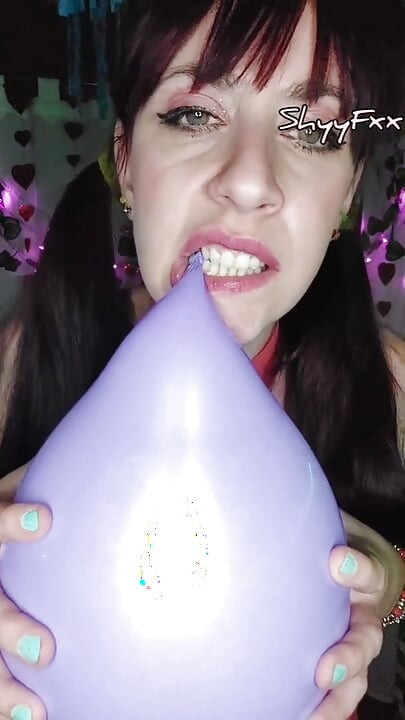 Shyyfxx Happy Carnival! Playing with Balloons All Over My Body- Looner Fetish