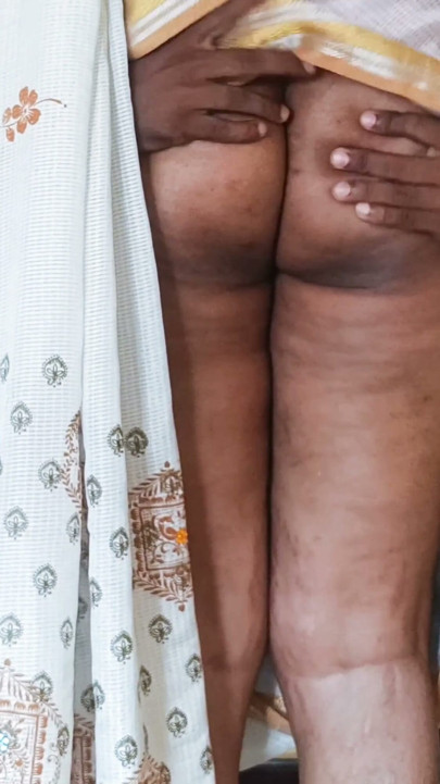 Cheating mallu aunty hot romance fucking hot viral video | Clip 1
