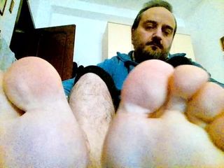 Kocalos - Feet and socks