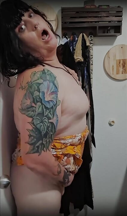 Trans Sissy Thea Marzy o treningu tatusia-maminsynek