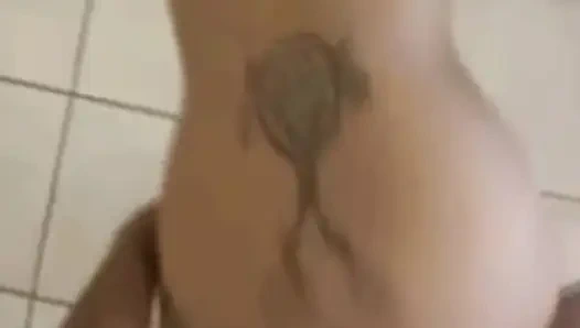 Pertemuan hot brandon di dapur