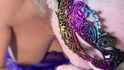 Wifey Gibt Erstaunlichen Blowjob Und Schluckt Eine Riesige Ladung - Nahaufnahme, POV, 4K