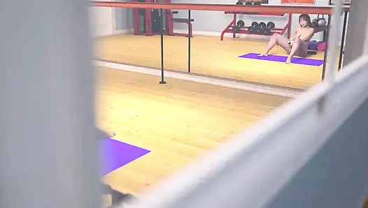 Медсестра снова к удовольствию: я просто хочу вставить мой член в ее мокрую сочную киску, эпизод 86