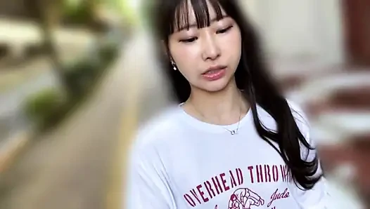 Bagian 5 [No Bra Vlog] Aku mencoba membuatnya muncrat hanya dengan mulutnya. Vol.1