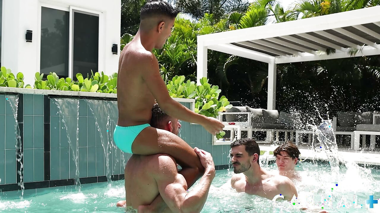FunSizeBoys - königlich große männer ficken und besamen power bottom Milo Miles