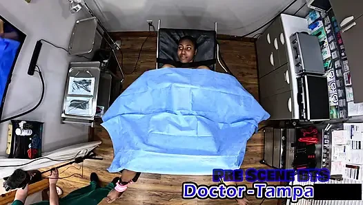 Dr Tampa - Strangers In The night: way nicht Fair Edition - Daisy Mynx