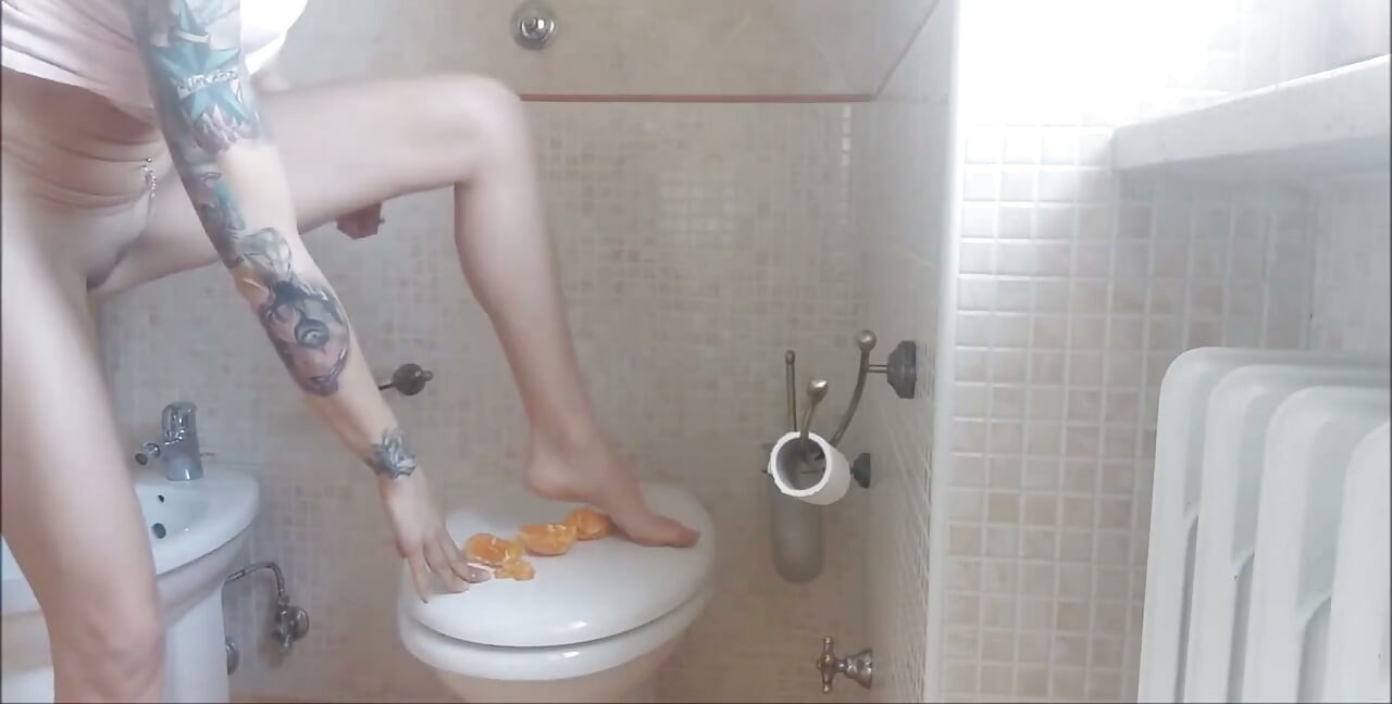 ฉี่สวย... บน Orange! กูต้องบ้าหรือวิปริต