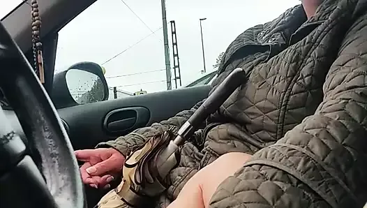 Horny blowjob in the car