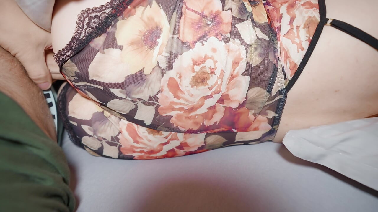 Stiefmutter teilt bett mit stiefsohn - versehentlicher viagra pille tabu-fick!