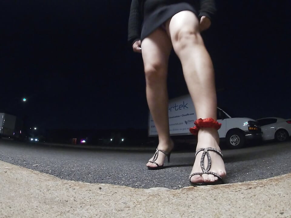 Sissy Older TV is on an Outdoor public adventure wants to suck Truck drivers