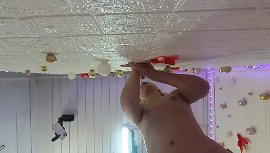 Dia berada di tepi kontol dan menyeberanginya kontol. Sheer MisssVikki