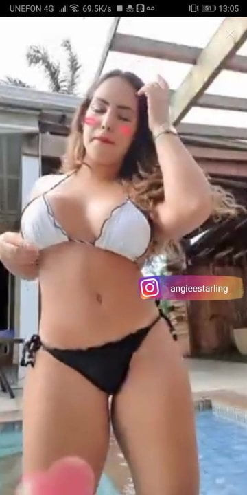 Angie nalgona