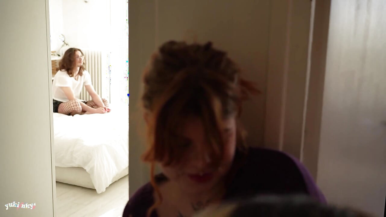Ma Chienne de Demie frre aime la baise dans le Cul - trio francaise amateur pegging bdsm