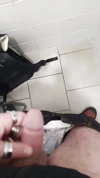 Видео Парень Дрочит В Общественном Женском Туалете Видео Парень Дрочит В Общественном Женском Туалете