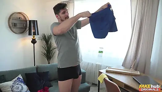 Fakehub originals - selva lapiedra suka banget di-anal