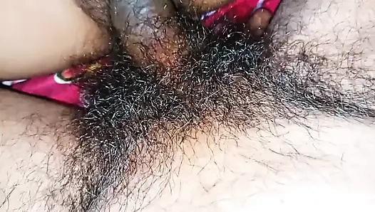 I fucked the pussy of the horny sister-in-law at night, made her pussy squirting by hard fucking her and filled it with cream.