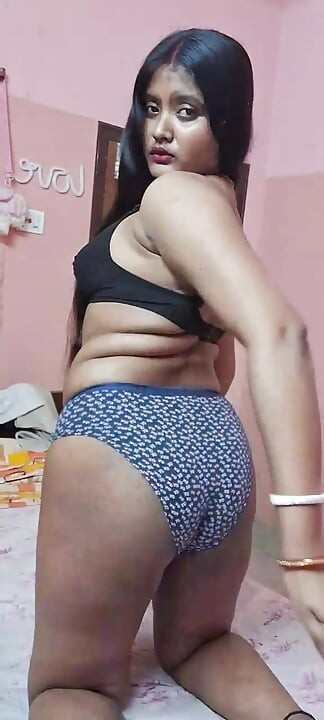 Indian desi girl anal and pussy fingering