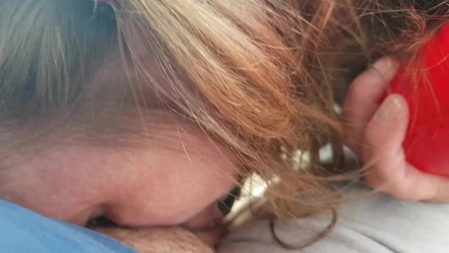 Booty call gives public head
