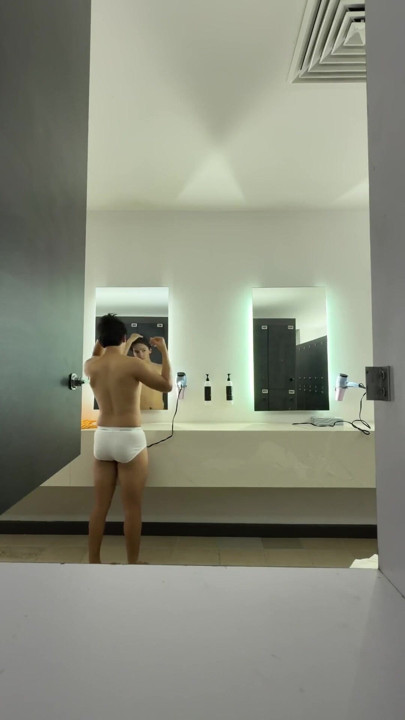 gym showers | Clip 1