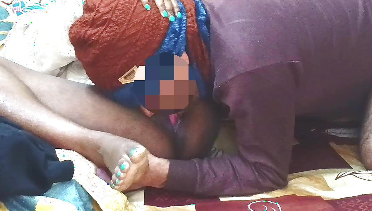 Desi mms video. Chica india amateur casera. Chica india con novio