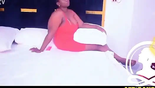 Cewek semok afrika dientot habis-habisan sama tiang panjang