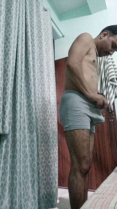 Indian desi police officer get sucked and shower with neighbour and army officer