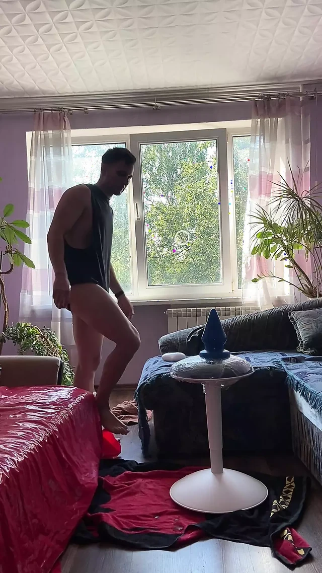tight jeans, window and Topped toy Grips 134, 144