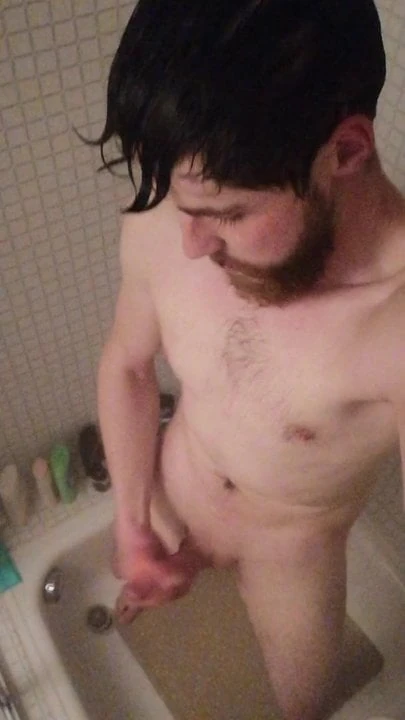 So fucking horny under the shower