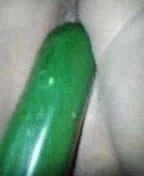 Une courgette pour cette salope