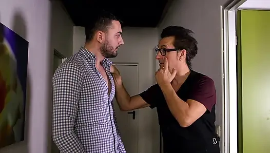 Heiße Doppelpenetration in Sexy Dessous Und Strümpfen