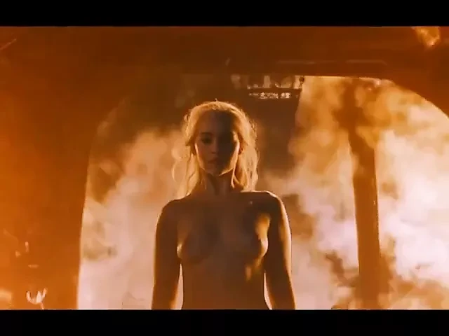 Emilia Clarke - GoT s06e04