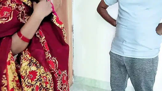 Cheating boss wife take employee dick behind the door..Desi bhabhi fuck xxx