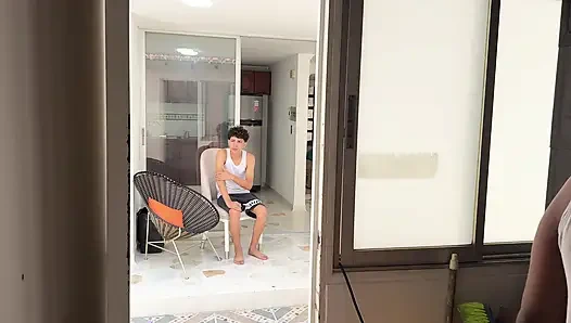 I take advantage of the fact that my stepmother is distracted to fuck my stepsister hard in secret.