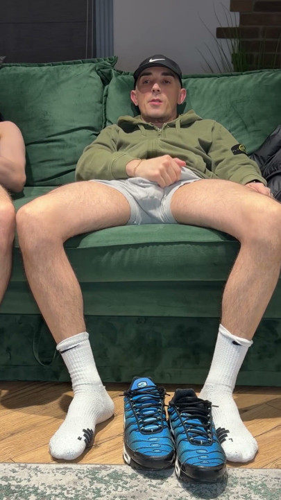 Two friends jerking off together | Clip 1