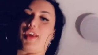 Bianka Nascimento - video selfie mientras empala chico