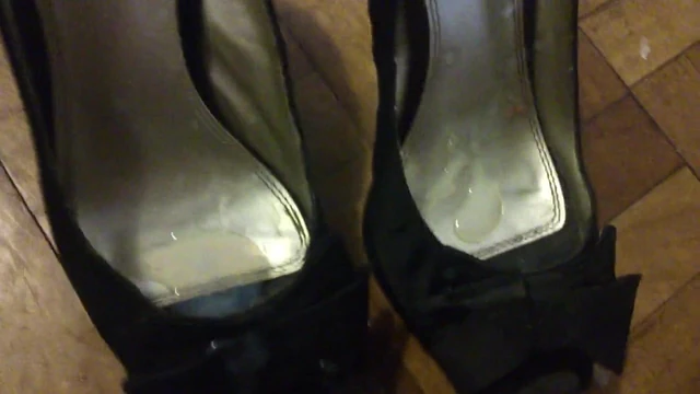 Cum on Lorna's heels 1