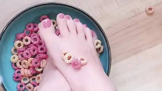 The huge demand for a foot video