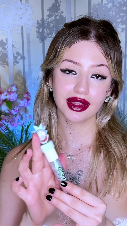 Red Lipstick Application Plump Lips Tease