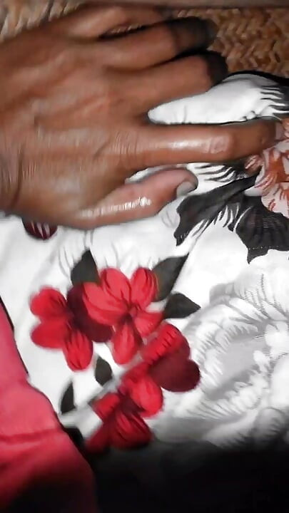 Amar bhodi amar bara hatiye  mal ber kore dilo