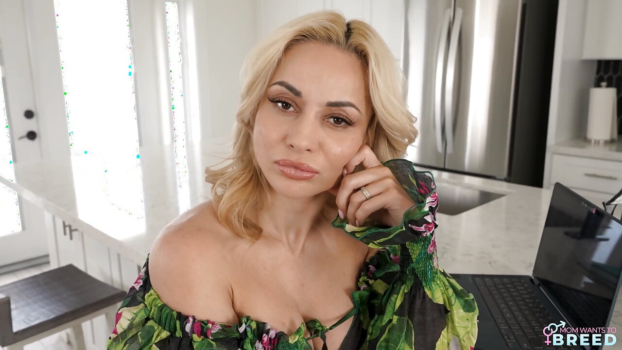 Mama vitregă păpușa mea sexuală - S5e4