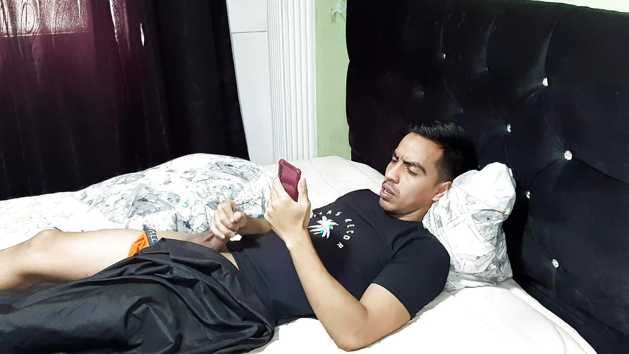 أعطي زوجة أبي تدليكا جيدا