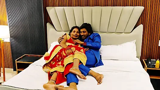 Lal pari jesi hot hardcore lady bathroom m mili uske sath sex karne ke leye bat hui phle wo na bolrhi thii fir usne soft sex karne ke leye k