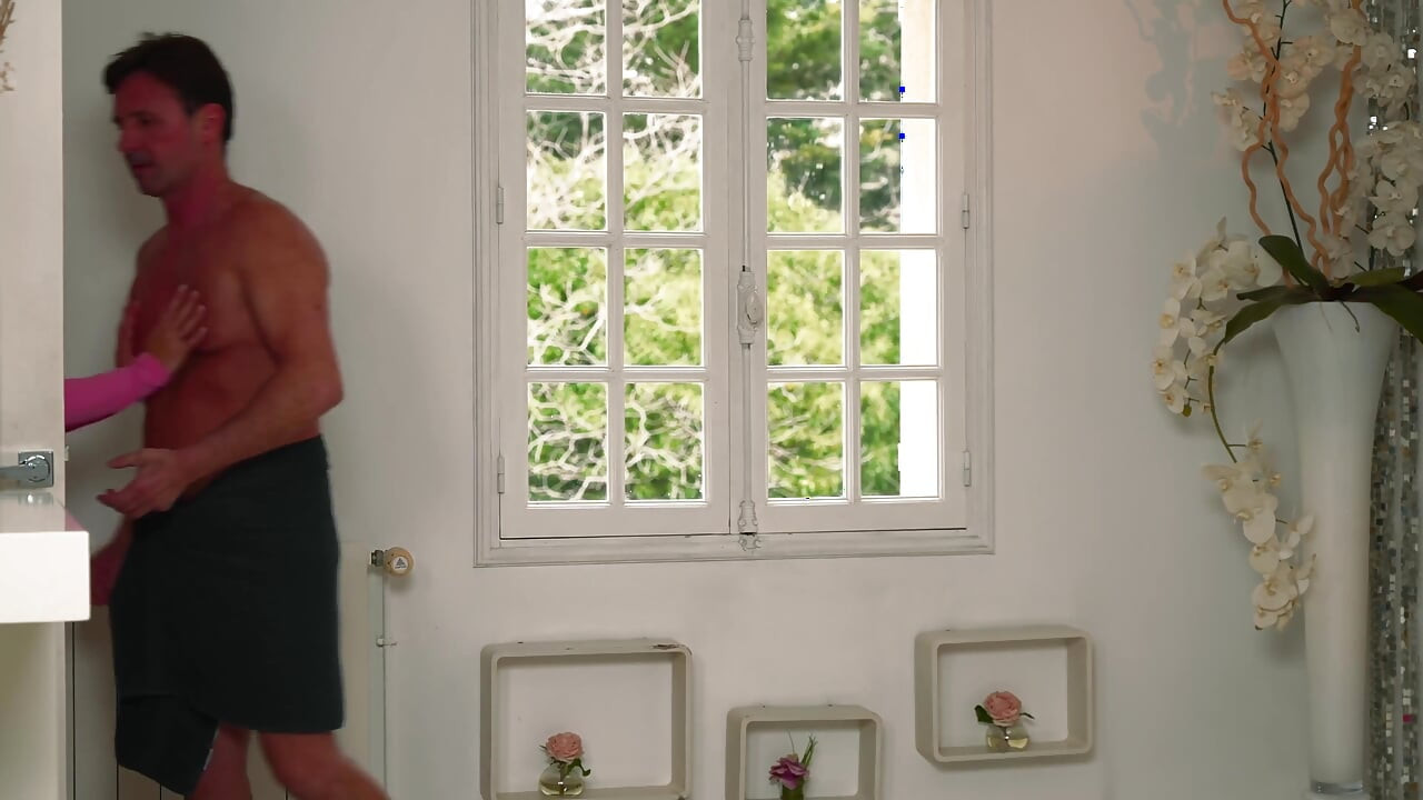 Old Man Bang 2 Sluts