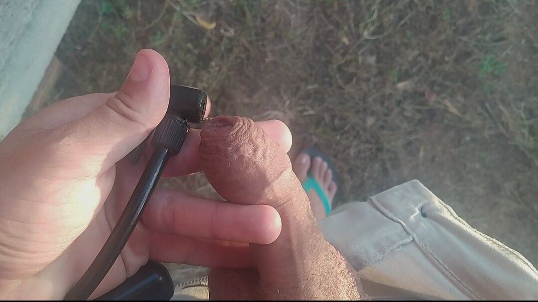 The homemade pump inflated my cock and gave me a strong erection.