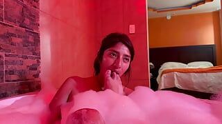 Erotic dance in the bathtub with latina with big buttocks